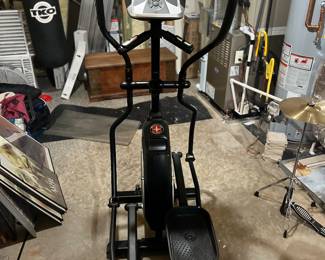 Schwinn 430 Elliptical 