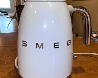 SMEG Electric Kettle