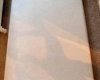 mattress pad - queen size