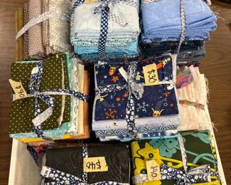 Curated fabric bundles