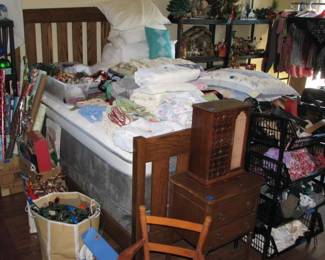 bed, jewelry box, Christmas and more