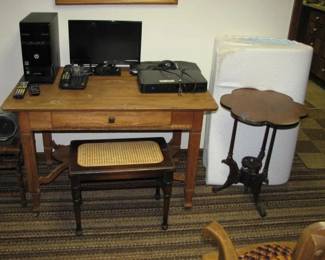 electronics, small table, library table