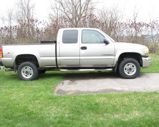 2003 Chevrolet 2500 under 66,000 miles