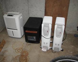 dehumidifier, 3 heaters