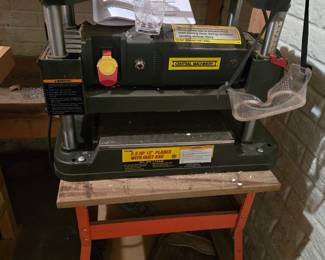 Central Machinery 2.5 HP 12" planer