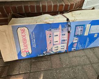 Farmhouse dollhouse kit