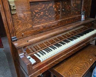 Player piano FREE not in working order, buyer must move