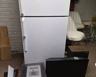 Fridge, TV