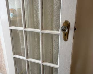 One of 2 vintage fresh doors.