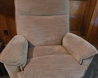 Lazy-Boy Recliner