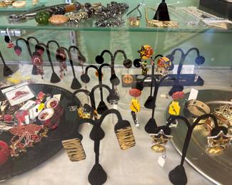 Vintage jewelry, redhat, Mo. Tigers and more