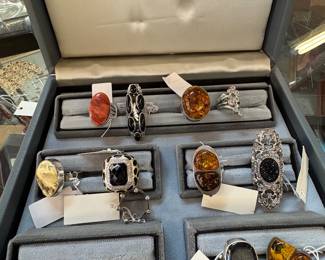.925 Rings, amber, onyx,