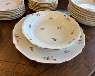 H&C Victoria pattern Bavarian Heinrich 57 pieces