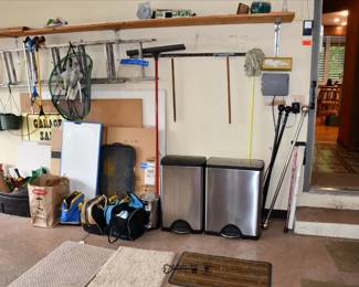 833Garage