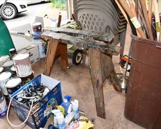 828Garage