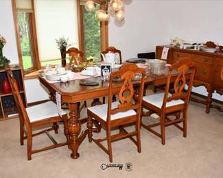 070Dining Room