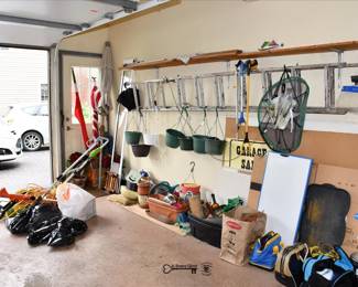834Garage