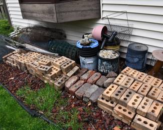 884Back Yard