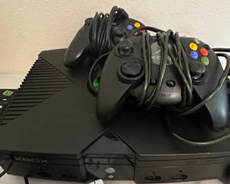 Original Microsoft Xbox Console with Controllers