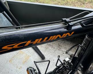 Schwinn Hybrid Bicycle