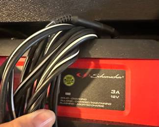 Schumacher 3A 12V Battery Charger