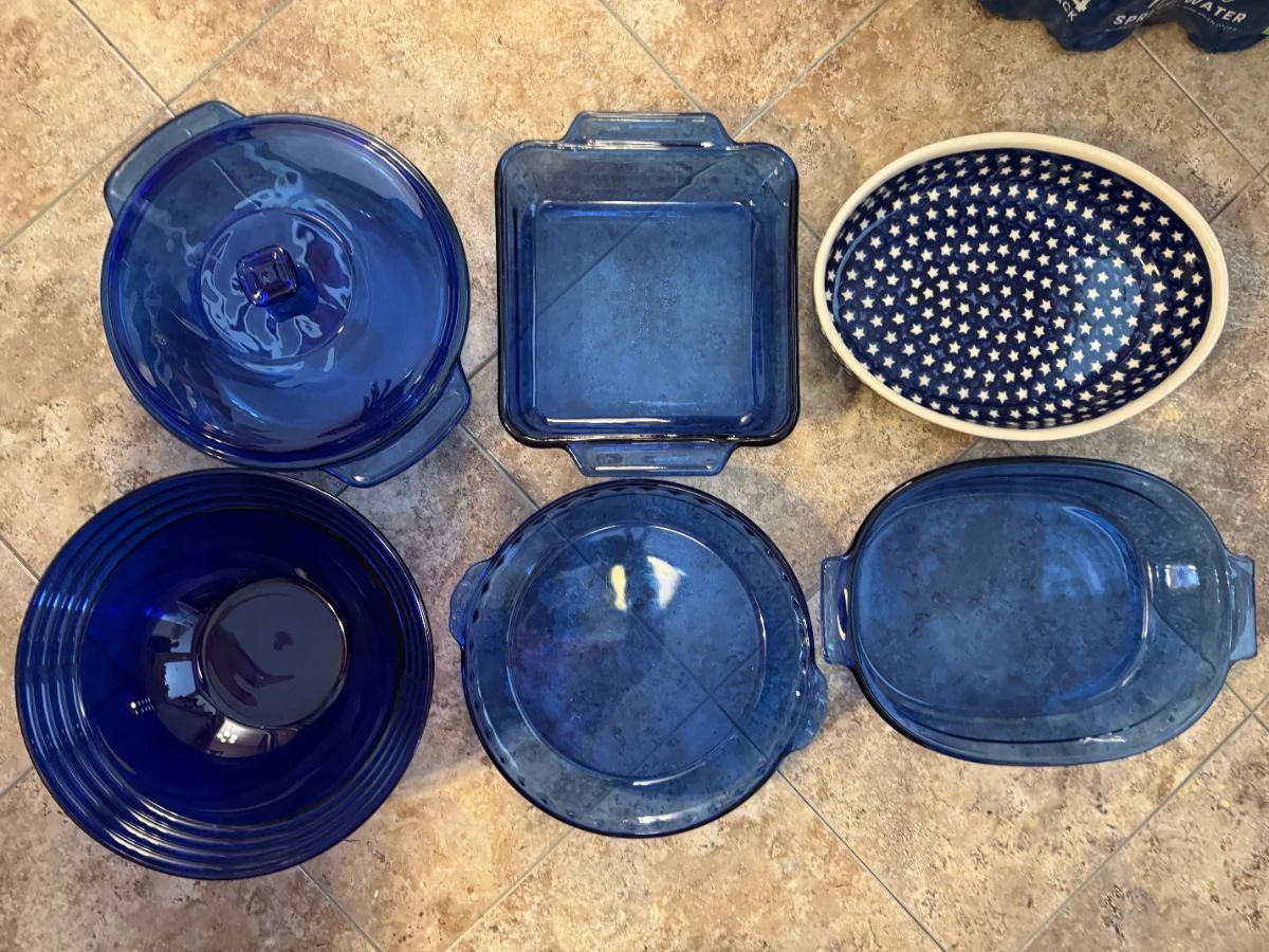 blue baking dishes; blue bowls