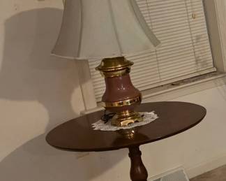 Vintage Queen Anne Cherry Round table, Home Decor Lamps with Shades