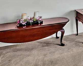 Vintage Cherry Queen Anne Furniture, tables, coffee table with drop leaf