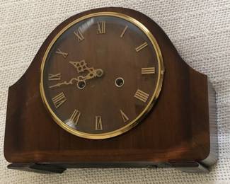 Beautiful Smiths Enfield Shelf Clock