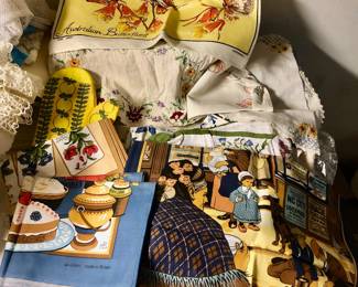 Lots of Vintage Linens