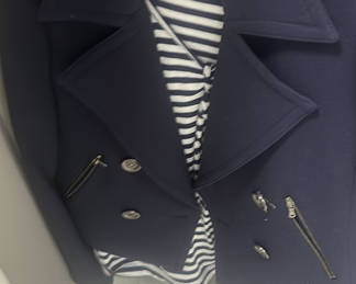 Lot 231: Assorted Women's Blazers and Jackets