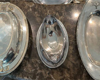 Lot 102: Silver-Tone Serving Platters, Trays, and Gravy Boat Set