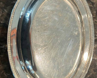 Lot 101: Assorted Oval Metal Serving Platters