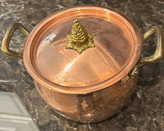Lot 79: Two Ruffoni Copper Pots with Lids
