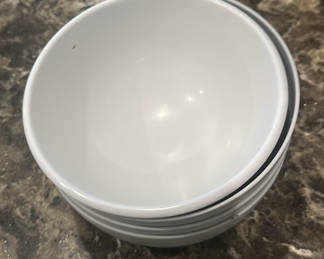 Lot 94: Assorted Bowls, Mugs, and Drinking Glasses