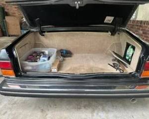 Beautiful 1987 Rolls Royce - Silver Spur - 6.75 L V/8 Odometer approx. 135,400 mi VIN # SCAZN02AX HCX21832 Price and offer information will be forthhcoming in the next few weeks