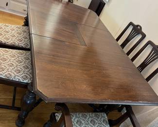 Ethan Allen dining table with 6 chairs