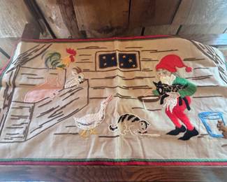 Hand Embroidered Wall Hanging (Vintage)