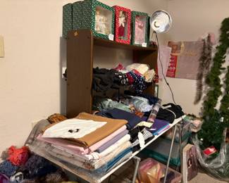 Dress Fabric - Most are 5 Yard pieces 