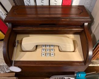Vintage Rolltop Phone 