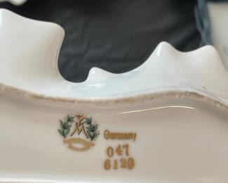 Vintage Leaf Shaped Floral Patterned Decorative Plates By Mitterteich (Germany)