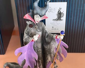 Maleficient Figurine By Disney Showcase Collection W/ Box (Enesco)