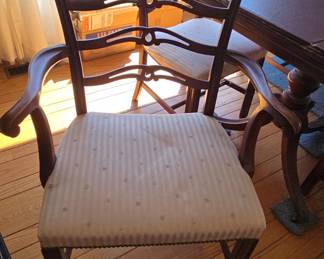 Chippendale Style Mahogany Dining Table and Chairs