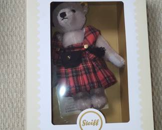 Steiff "Edinburgh" Teddy Bear - Cities of the World Collection
