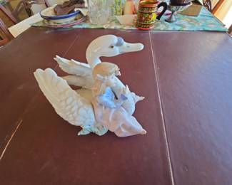 Lladro Porcelain Figurine "Girl with Swan" 5704