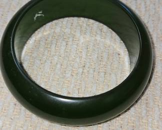 Dark Green Nephrite Jade Bangle Bracelet