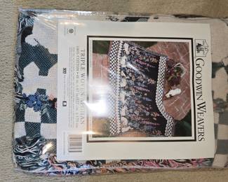 Goodwin Weavers English Bunny Garden Triple Woven Afghan