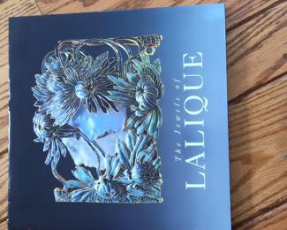 The Jewels of Lalique by Yvonne Brunhammer