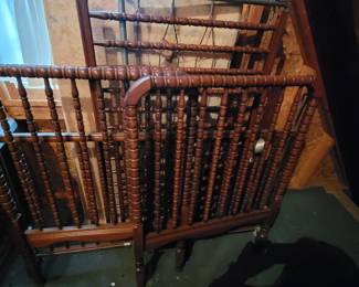 Jenny Lind crib