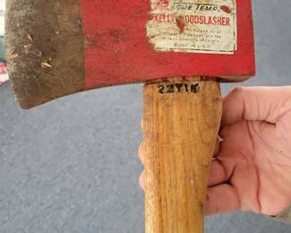 True Temp woodslasher axe